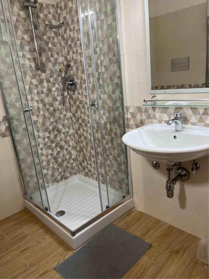 Pisani Hotel San Nicola La Strada Екстериор снимка
