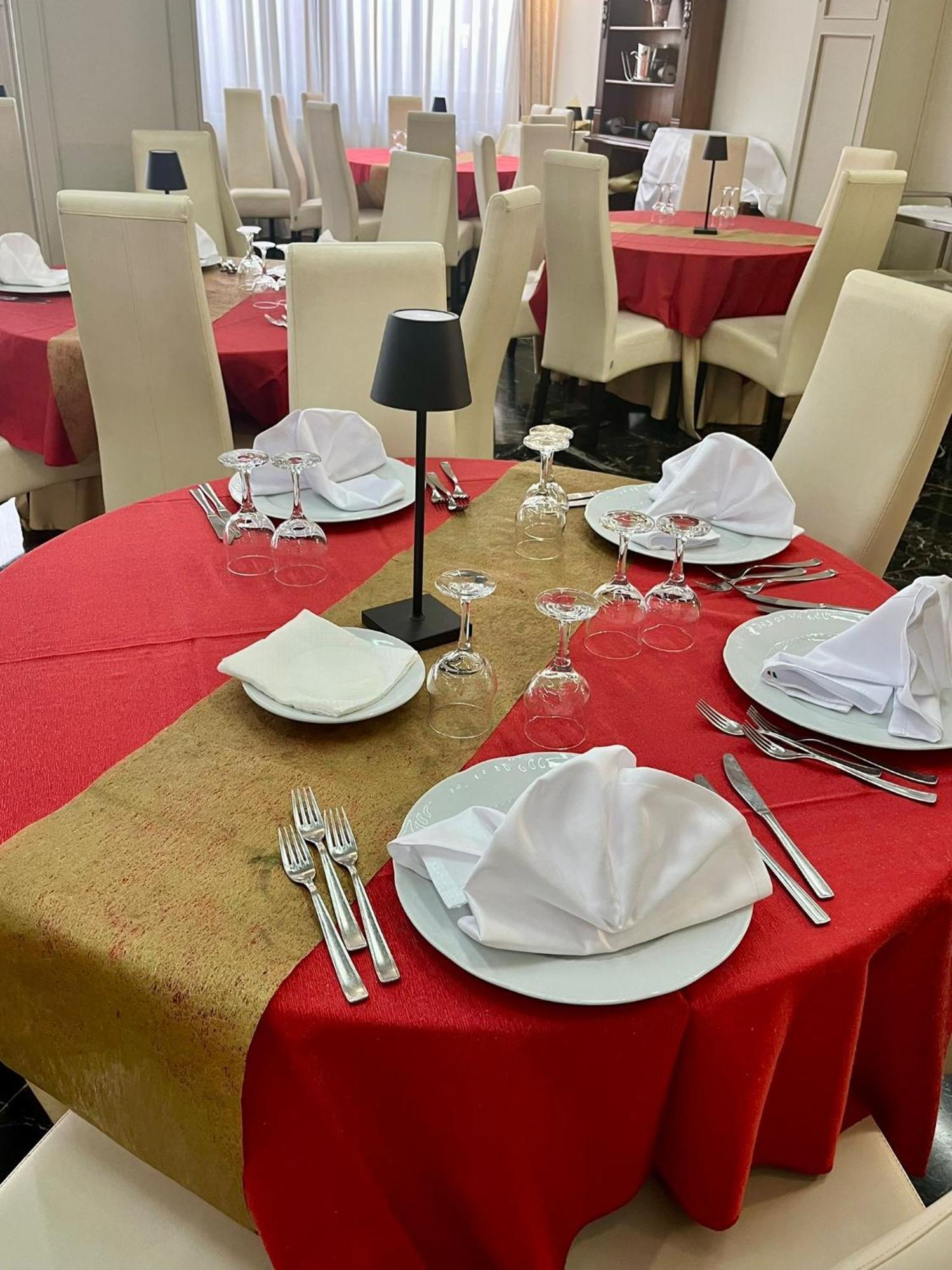 Pisani Hotel San Nicola La Strada Екстериор снимка