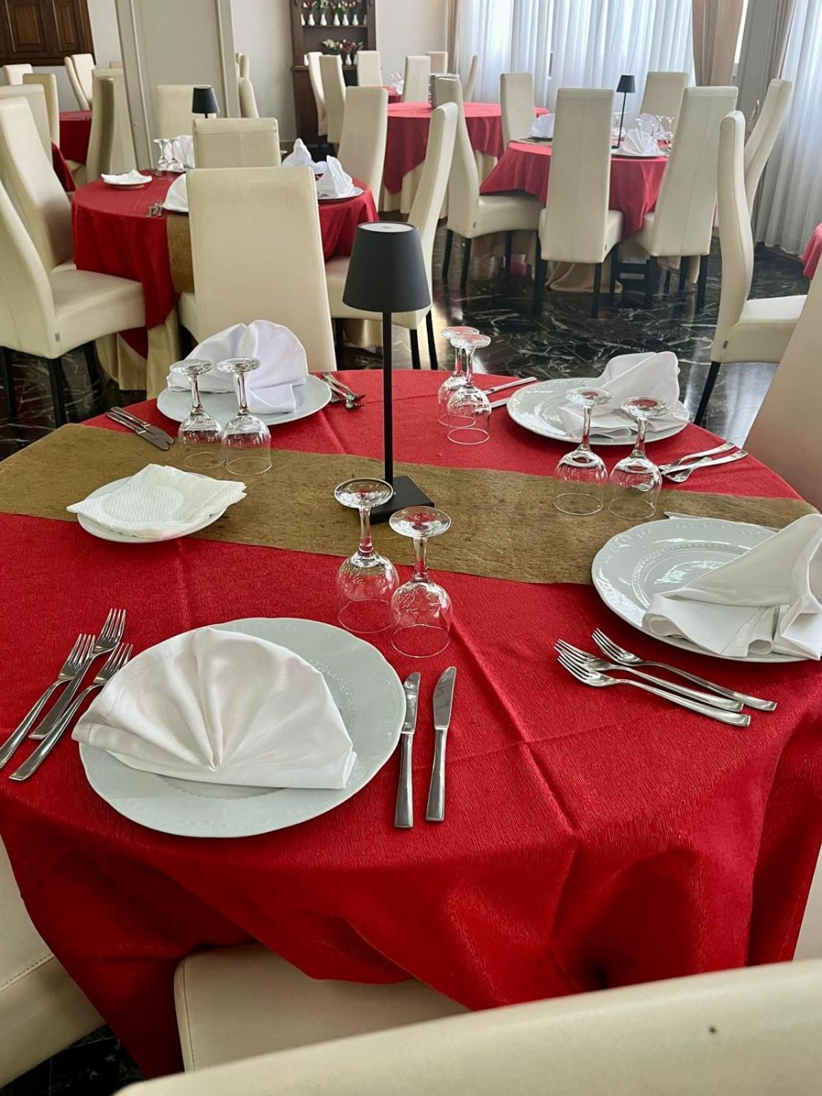 Pisani Hotel San Nicola La Strada Екстериор снимка